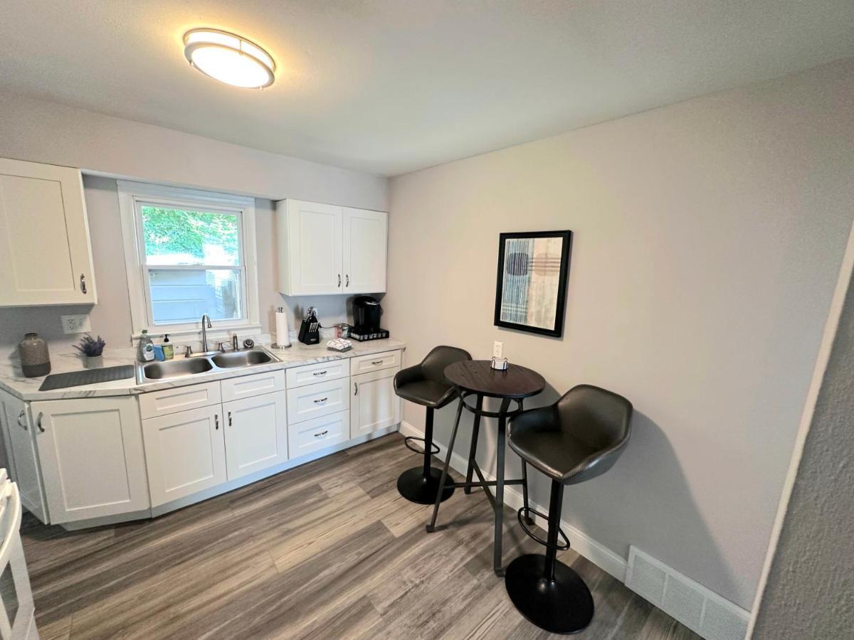 Duplex Hideaway In Saint Charles Mo 아파트 외부 사진